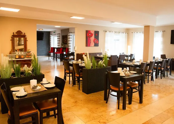 Auwald Hotel 3*